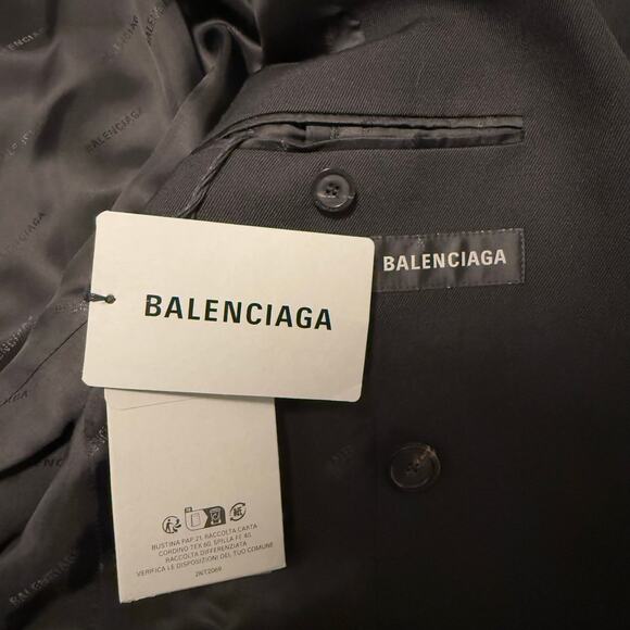 $3,450 Value NWT Balenciaga Round Shoulder Waisted Wool Jacket | FR 40 - Picture 9 of 16
